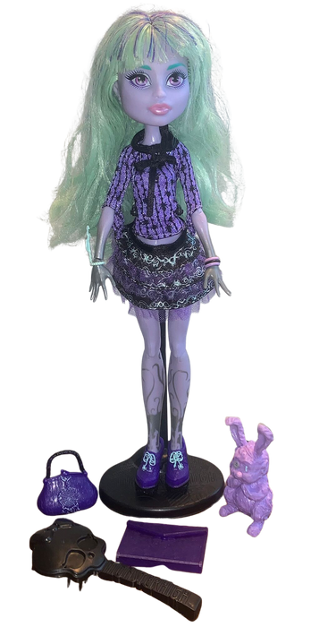 Monster High 13 Wishes Twyla nukke - Second Hand