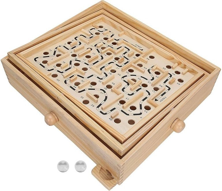 Klassinen puinen Labyrintti peli