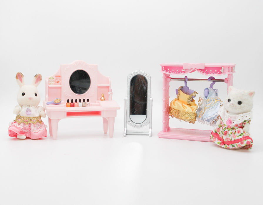 Sylvanian Families hahmot boutique ja pukeutumispöytä - Second Hand