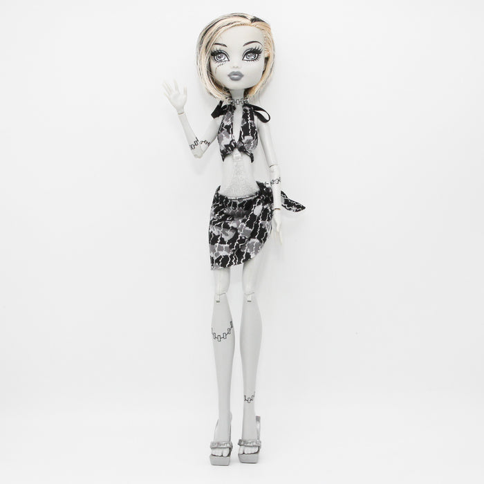 Monster High Skull Shores Frankie Stein nukke - Second Hand