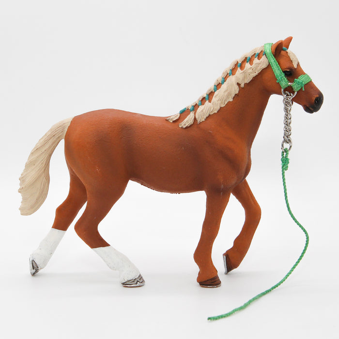 Schleich Englannin täysverinen hevonen