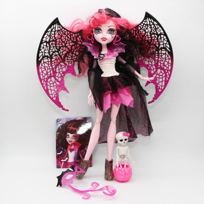 Monster High Draculaura Ghouls rule nukke