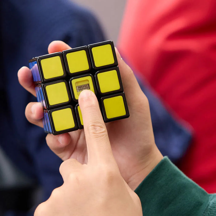 Rubiikin kuutio Rubiks Timed Cube ajanotolla