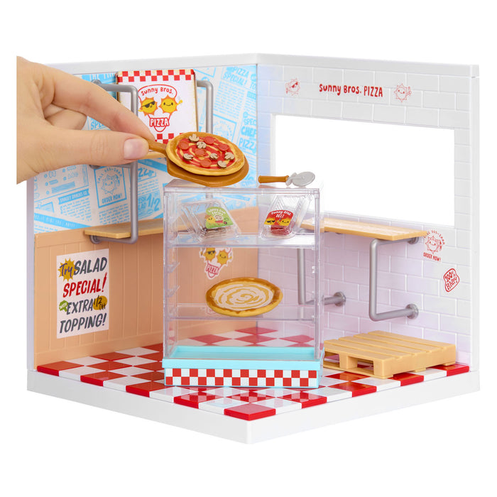 MGA's Miniverse Spaces Pizzeria