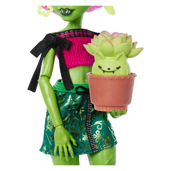 Monster High Self-scare Secrets Venus McFlyTrap nukke