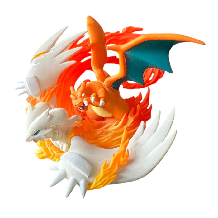 Pokemon 2019 Charizard & Reshiram figuuri - Second Hand
