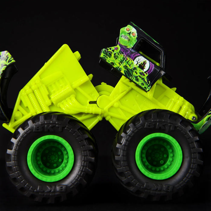 Monster Jam 1:64 Smash & Bash auto - Grave Digger