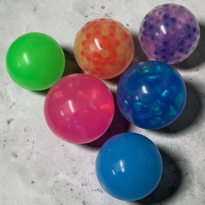 Squishy Balls puristeltavat stressi pallot 6kpl