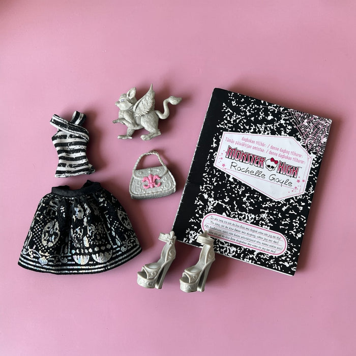 Monster High Rochelle Goyle First Wave vaatteet - Second Hand