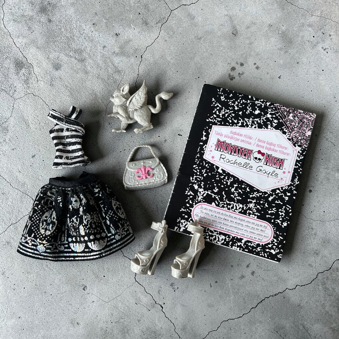 Monster High Rochelle Goyle First Wave vaatteet - Second Hand