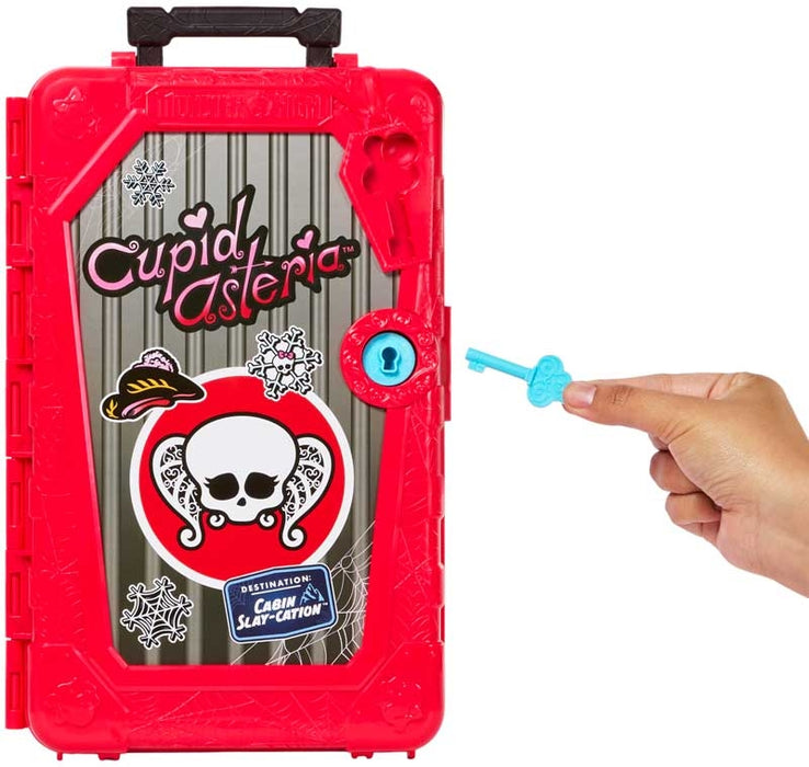 Monster High Boo Skulltimate Secrets Cabin Slay-Cation Cupid Asteria -nukke