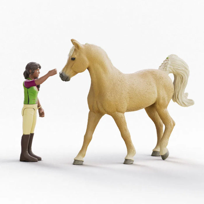 Schleich 42714 ratsastaja Sarah & Mystery hevonen + varusteet