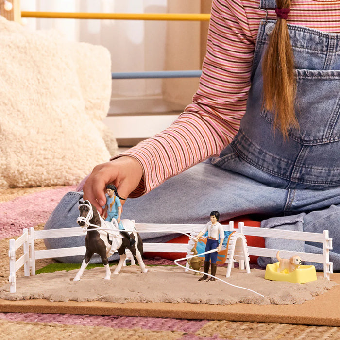 Schleich 42799 Kimin vikellys ratsastus leikkisetti - Ennakkotilaus