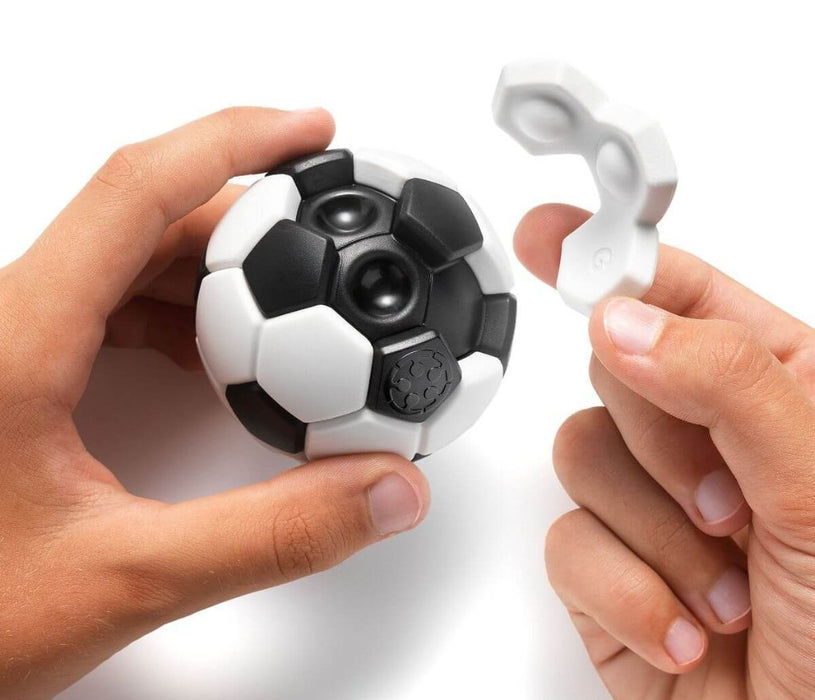 SmartGames Plug and Play Ball logiikkapeli