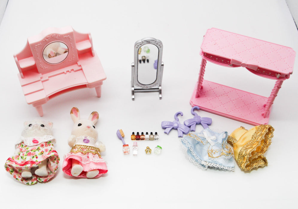 Sylvanian Families hahmot boutique ja pukeutumispöytä - Second Hand