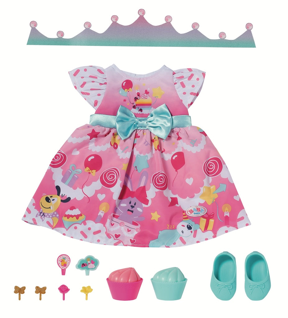 Nuket ja nuken tarvikkeet