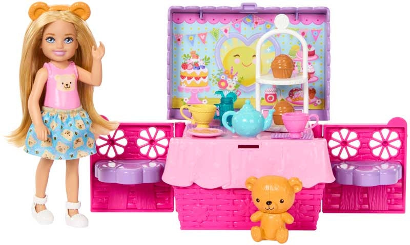 Barbie Chelsea Teekutsut nallen kanssa -leikkisetti