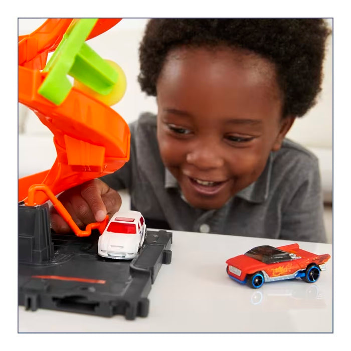 Hot Wheels City Mega Tower Car Wash auto leikkisetti