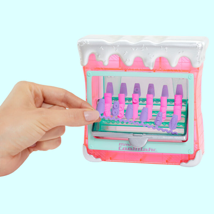 L.O.L. OMG Sweet Nails Candylicious Sprinkles Shop nukke
