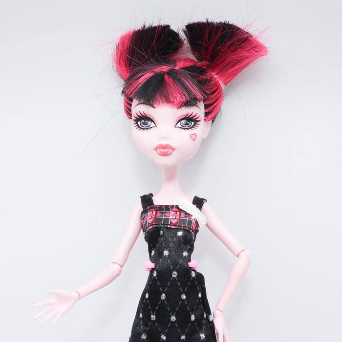 Monster High dead Tired Draculaura First Wave -nukke - Second Hand