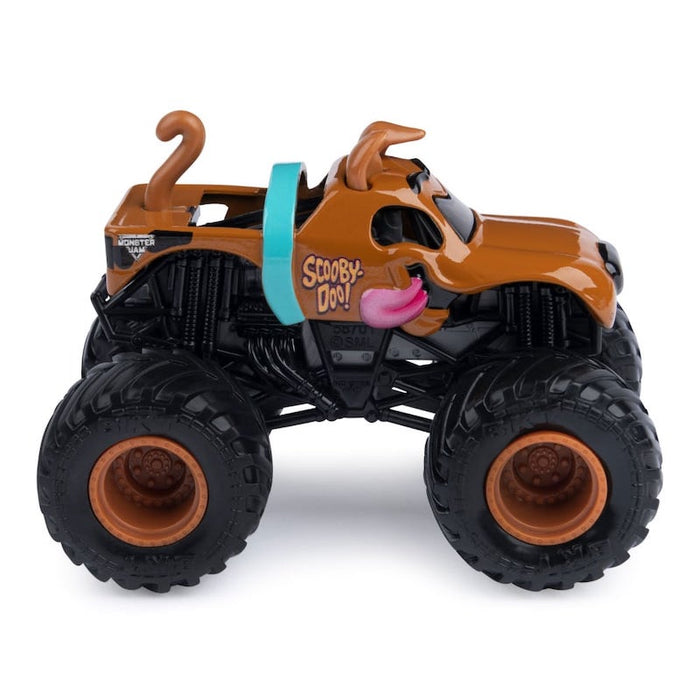Monster Jam Monster Mutt Poodle vs Scooby-Doo! autot 2kpl