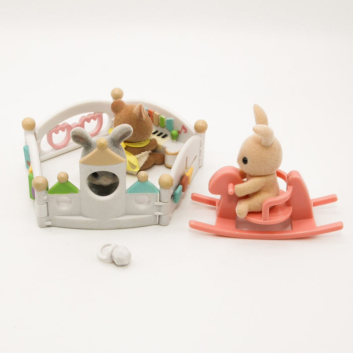 Sylvanian Families Leikkikehä ja vauvat - Second Hand