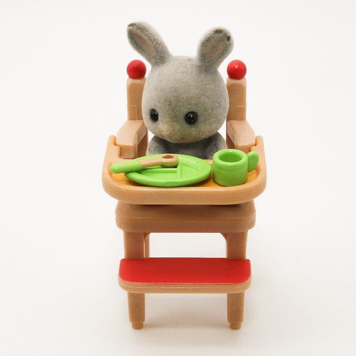 Sylvanian Families syöttötuoli ja vauva hahmo - Second Hand