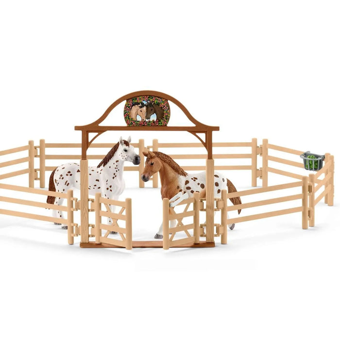 Schleich 72140 Ratsastuskilpailu ja eläinlääkärin auto
