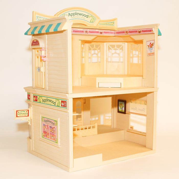 Sylvanian Families Applewood Tavaratalo - Second Hand
