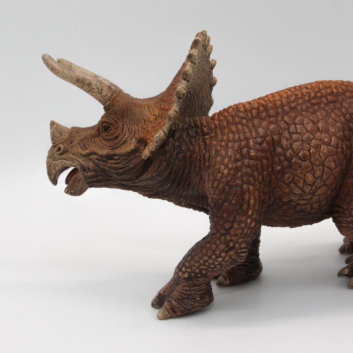 Schleich Triceratops dinosaurus