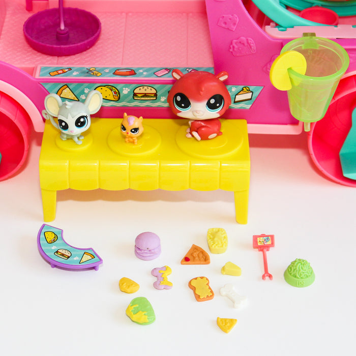 Littlest Petshop iso Herkkurekka ja petsihahmot