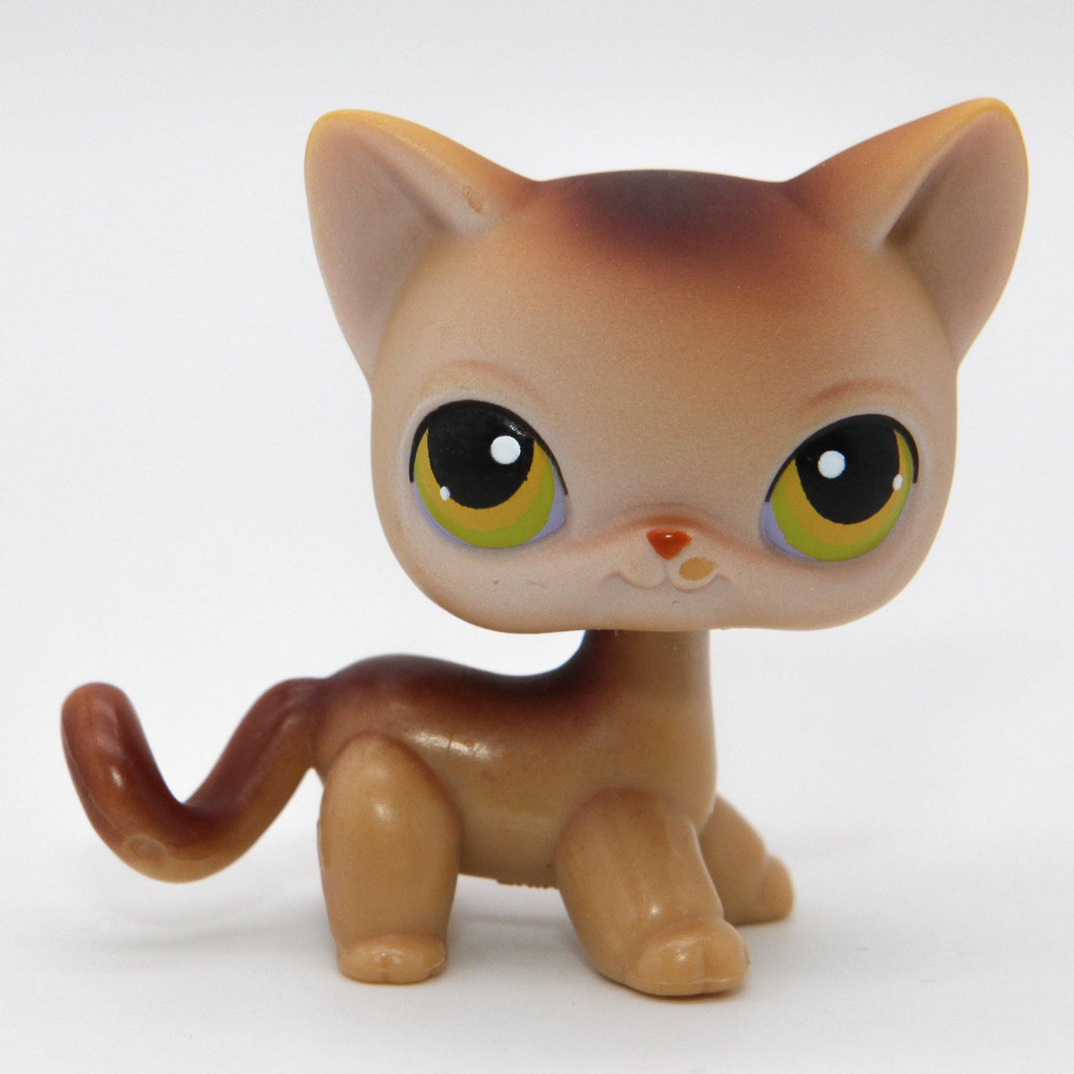 littlest-petshop-seisova-kissa-19-elli-madelli