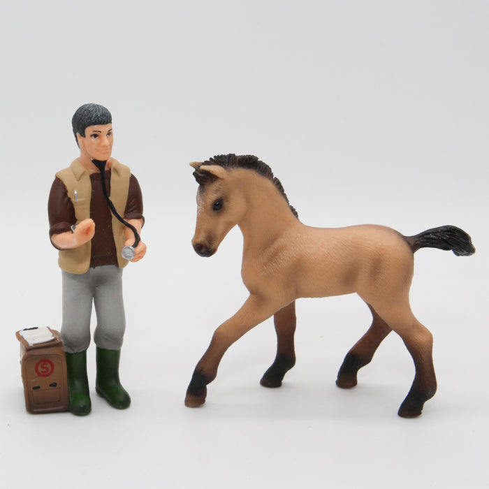 Schleich varsa ja eläinlääkäri