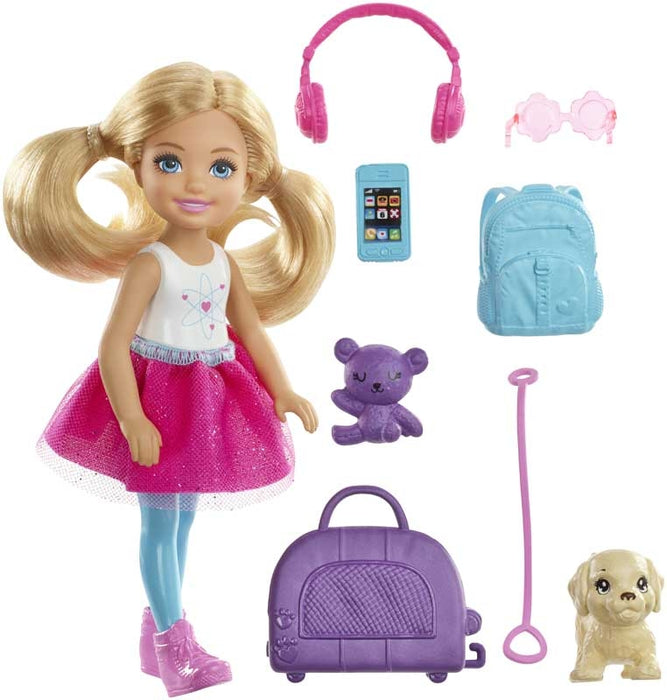 Barbie nukke Chelsea ja lomailutarvikkeet