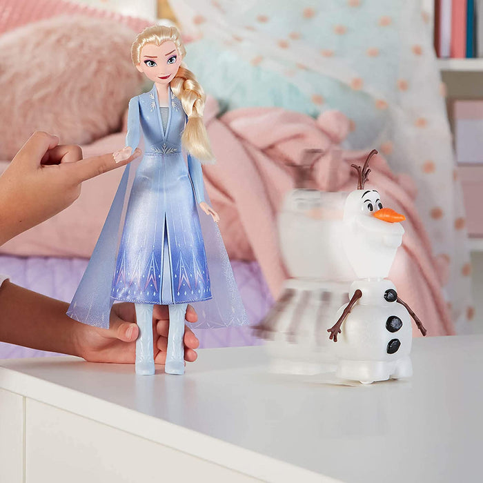 Disney Frozen Elsa nukke & puhuva ja liikkuva Olof
