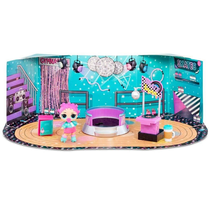 L.O.L. Surprise Furniture with Doll - Rullaluisteluareena - 