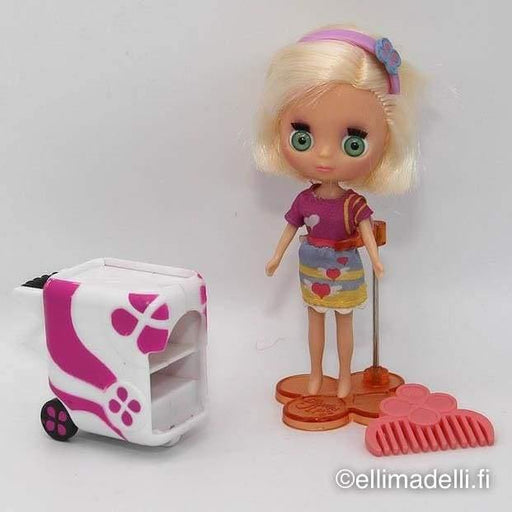 Littlest Petshop Blythe nukke B22 - Littlest Petshop