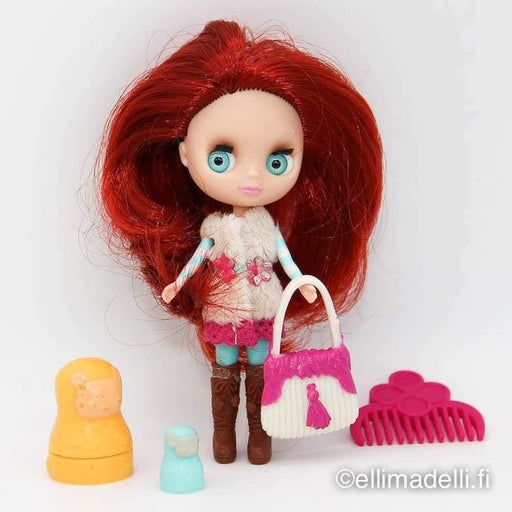 Littlest Petshop Blythe nukke B24 - Littlest Petshop