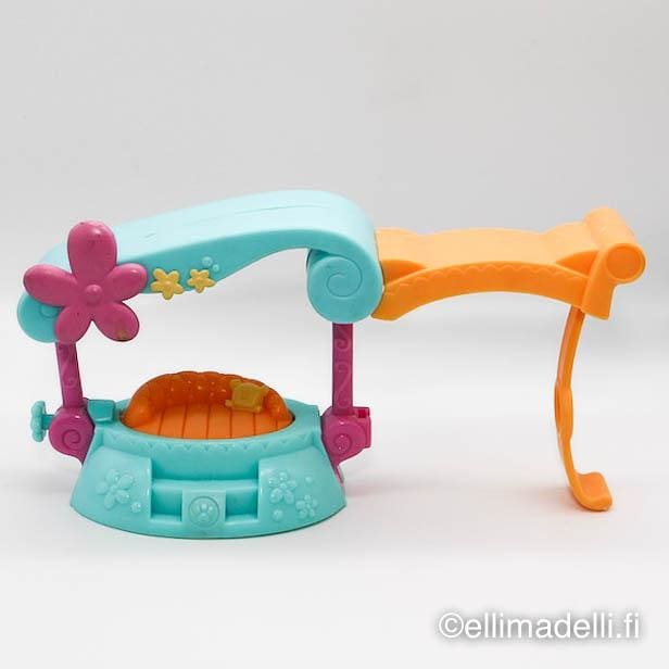 Littlest Petshop Sänky katoksella - Littlest Petshop