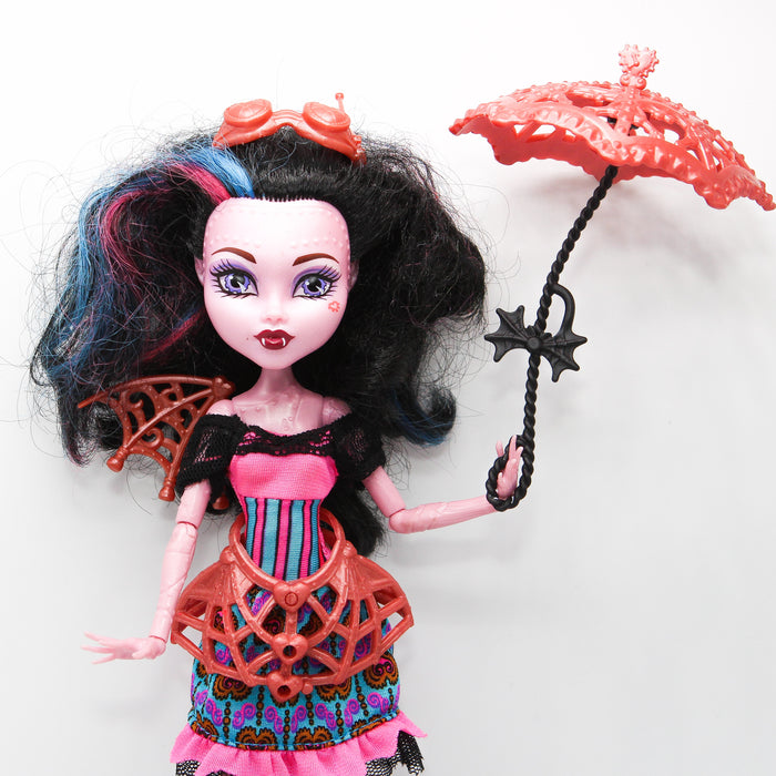 Monster High Freaky Fusion Dracubecca nukke - Second Hand