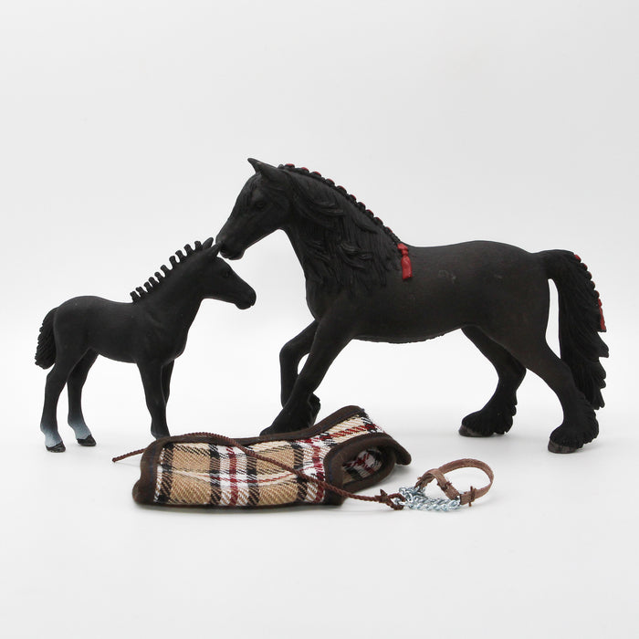 Schleich 13749 Friisiläinen Hevonen ja varsa