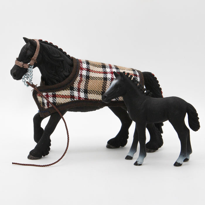 Schleich 13749 Friisiläinen Hevonen ja varsa