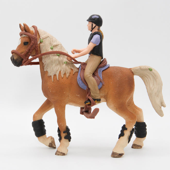 Schleich Arabialainen hevonen, ratsastaja ja varusteet