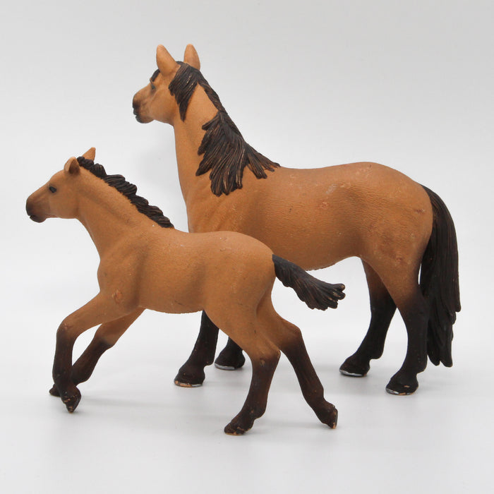 Schleich Mustangi hevonen 13806 ja varsa 13807 Special