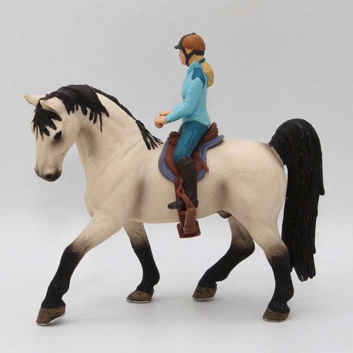 Schleich Tennessee walker hevonen 13789, ratsastaja ja satula