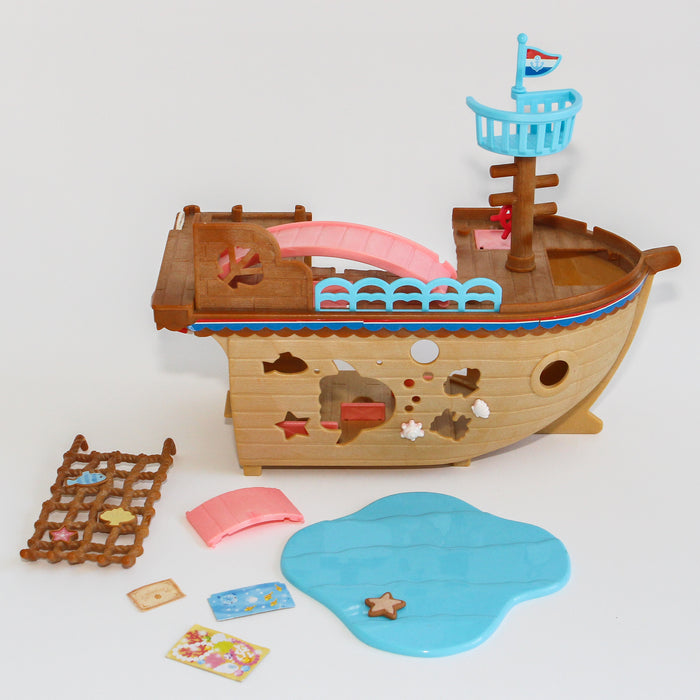 Sylvanian Families Aarrejahti veneellä