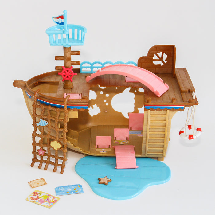 Sylvanian Families Aarrejahti veneellä